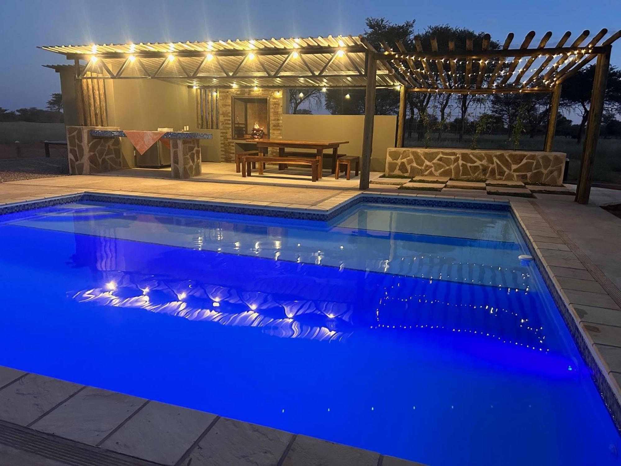 Africa Awaits Lodge & Safaris Gobabis Екстериор снимка